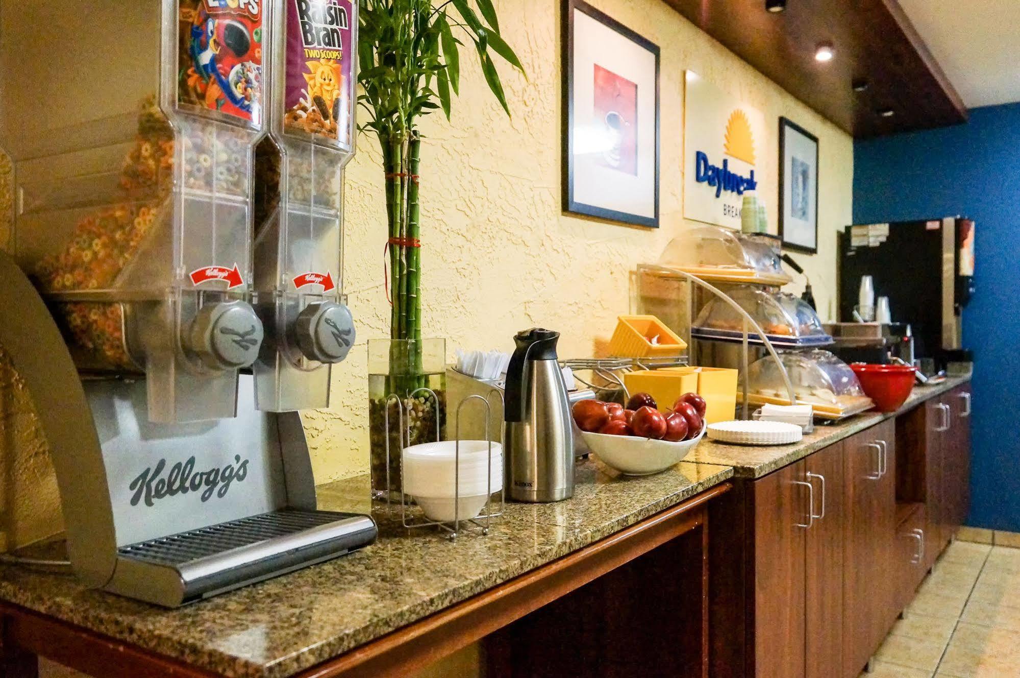 Quality Inn - Дентон Экстерьер фото
